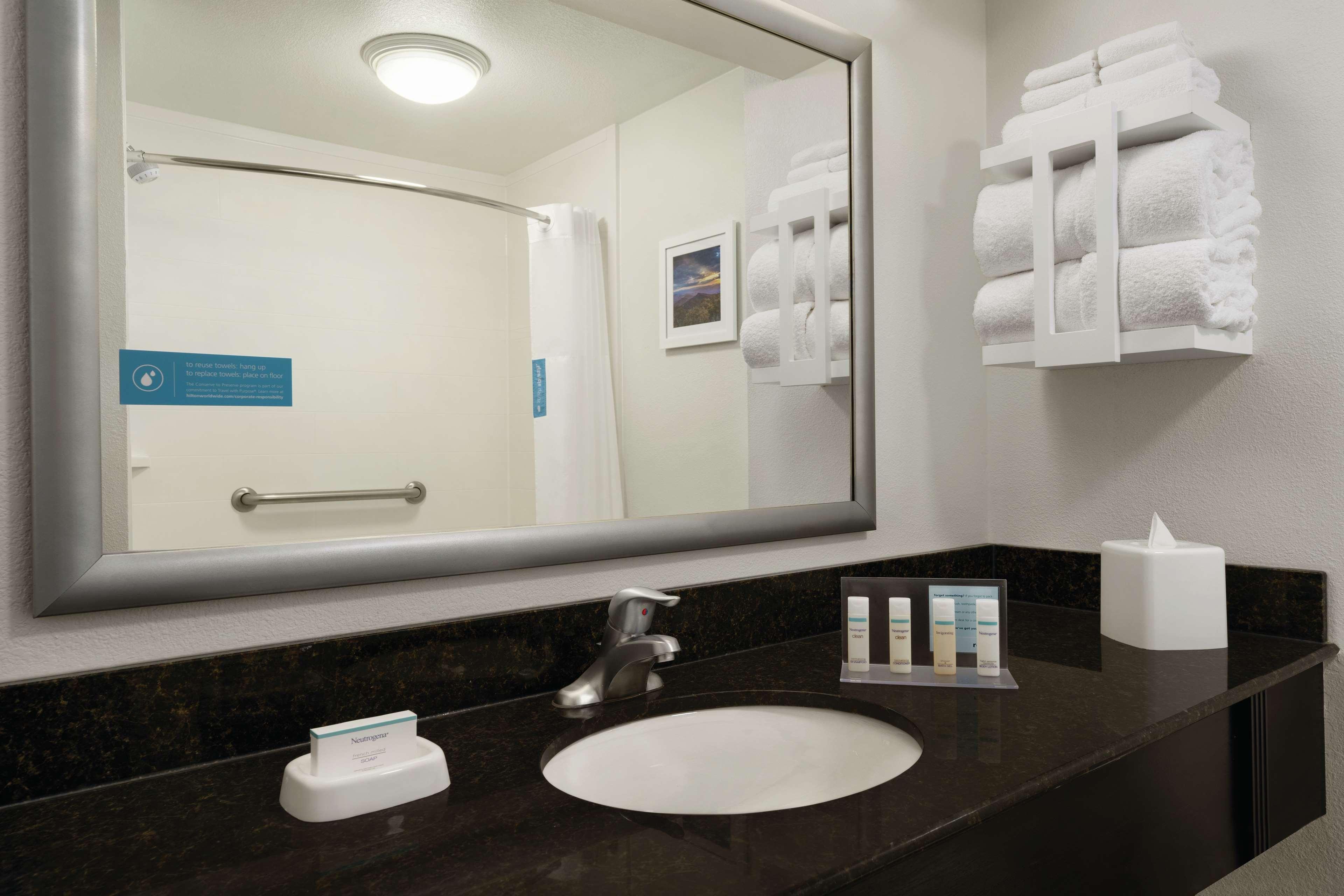 Hampton Inn Atlanta-Stone Mountain Exterior photo