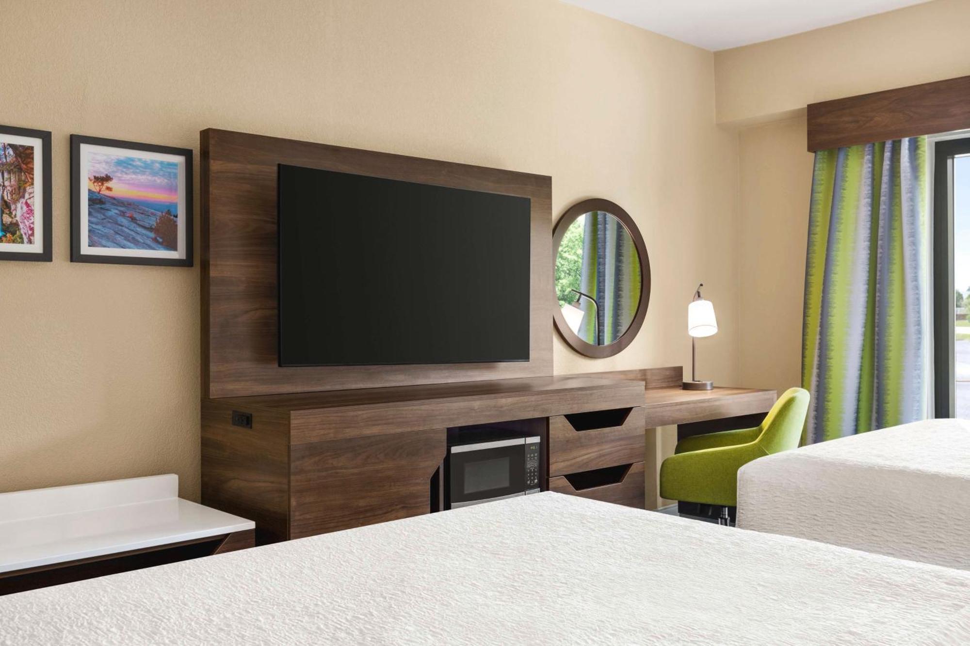 Hampton Inn Atlanta-Stone Mountain Exterior photo