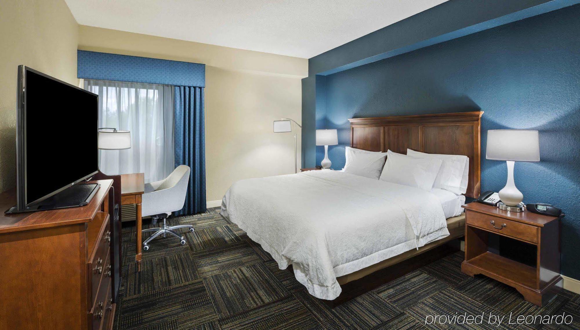 Hampton Inn Atlanta-Stone Mountain Exterior photo